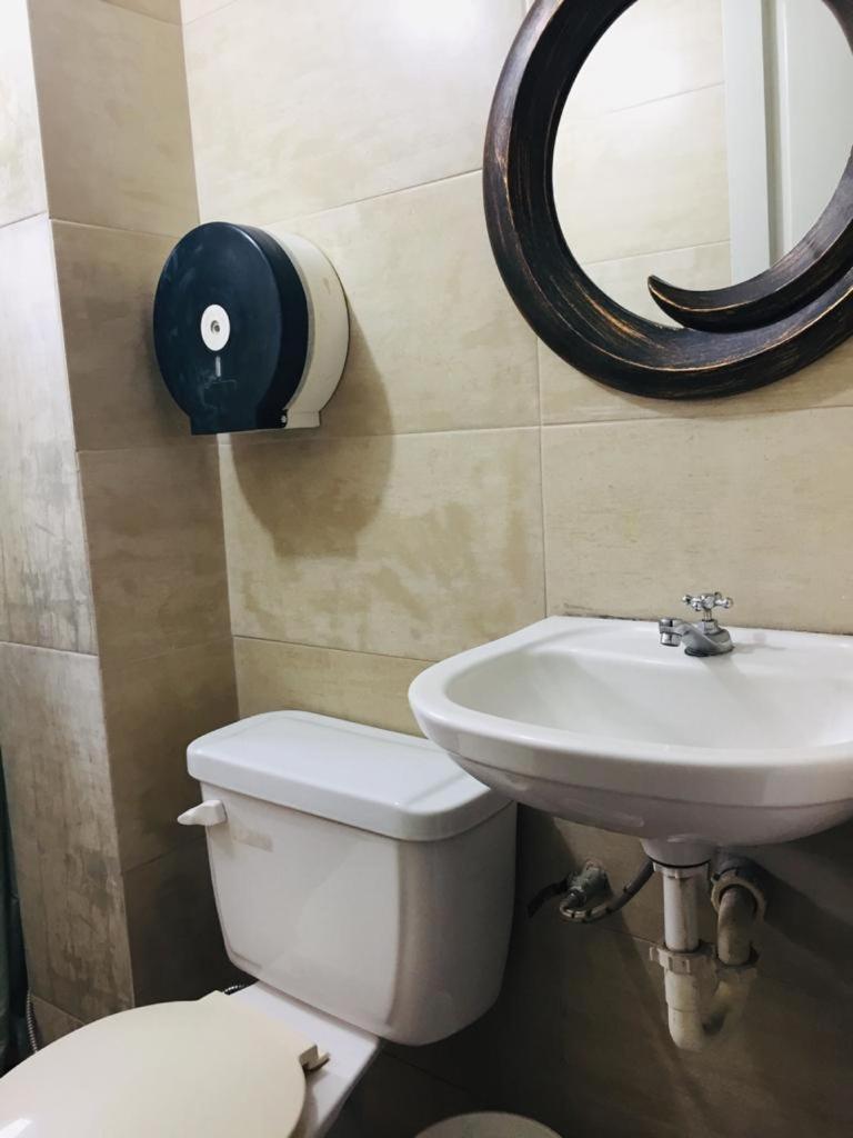 Hotel Fika グアヤキル 部屋 写真